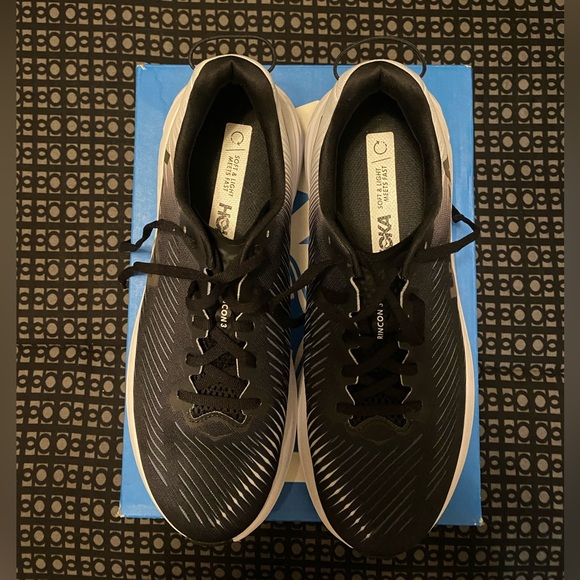 Men’s Hoka running shoes - Picture 3 of 4